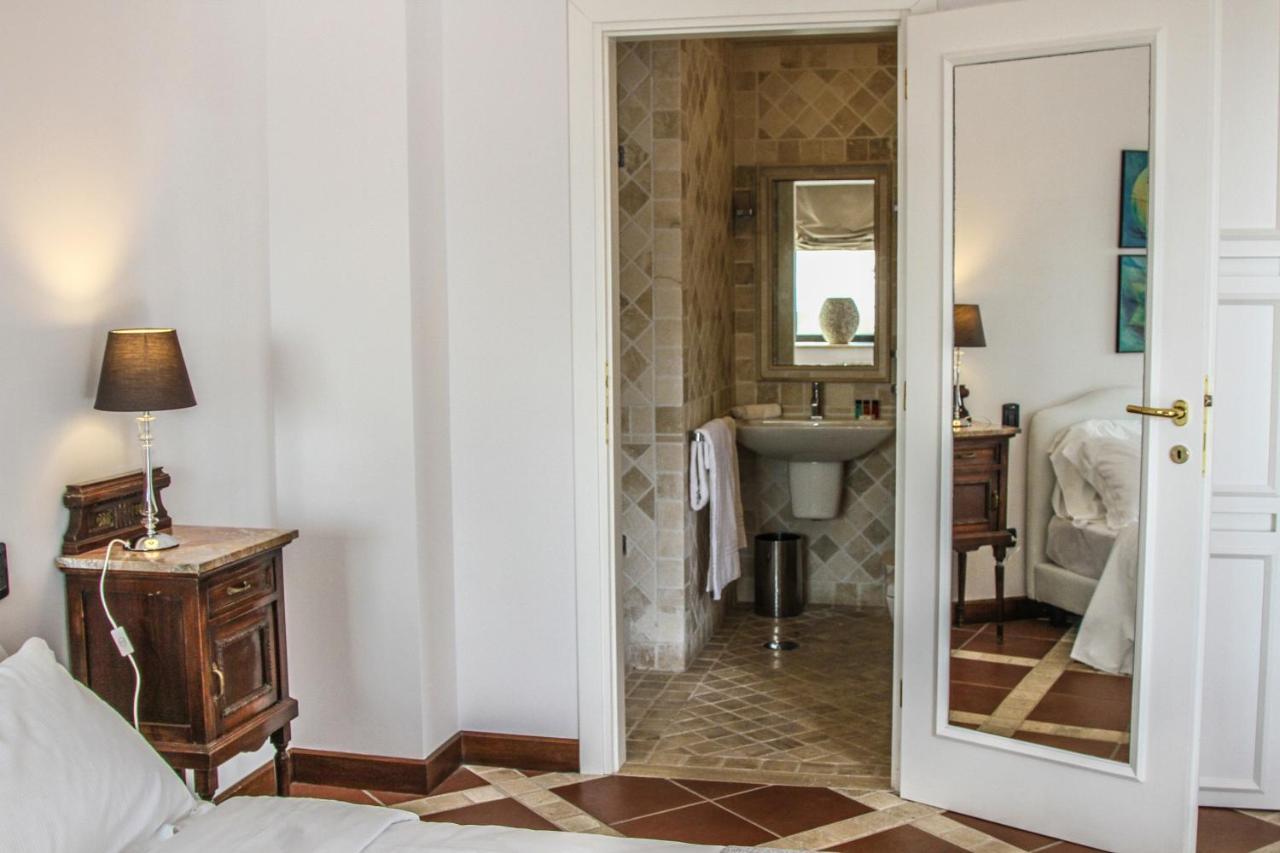 La Locanda Del Pontefice - Luxury Country House Hotel Marino Bagian luar foto