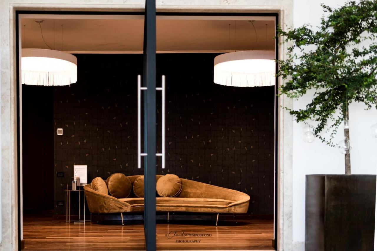 La Locanda Del Pontefice - Luxury Country House Marino Bagian luar foto