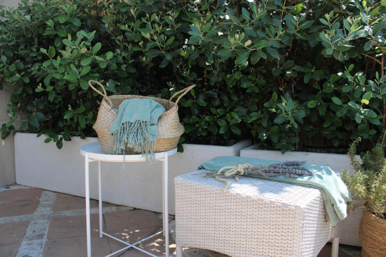 La Locanda Del Pontefice - Luxury Country House Marino Bagian luar foto