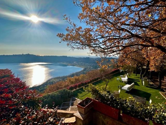 La Locanda Del Pontefice - Luxury Country House Marino Bagian luar foto