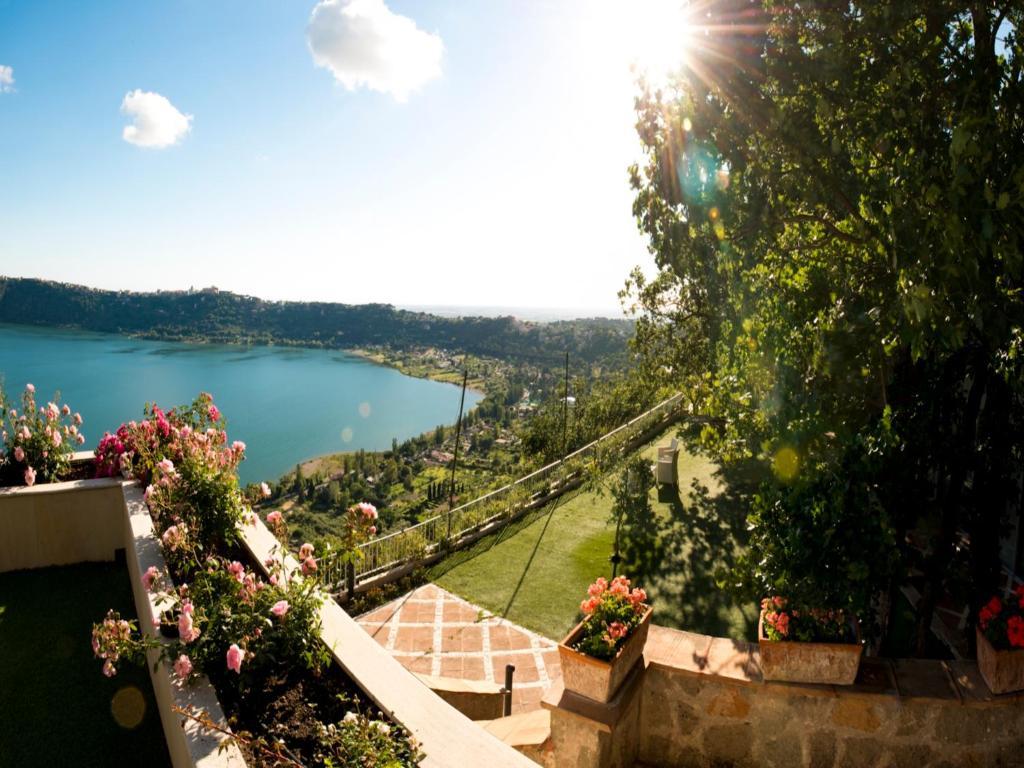 La Locanda Del Pontefice - Luxury Country House Hotel Marino Bagian luar foto